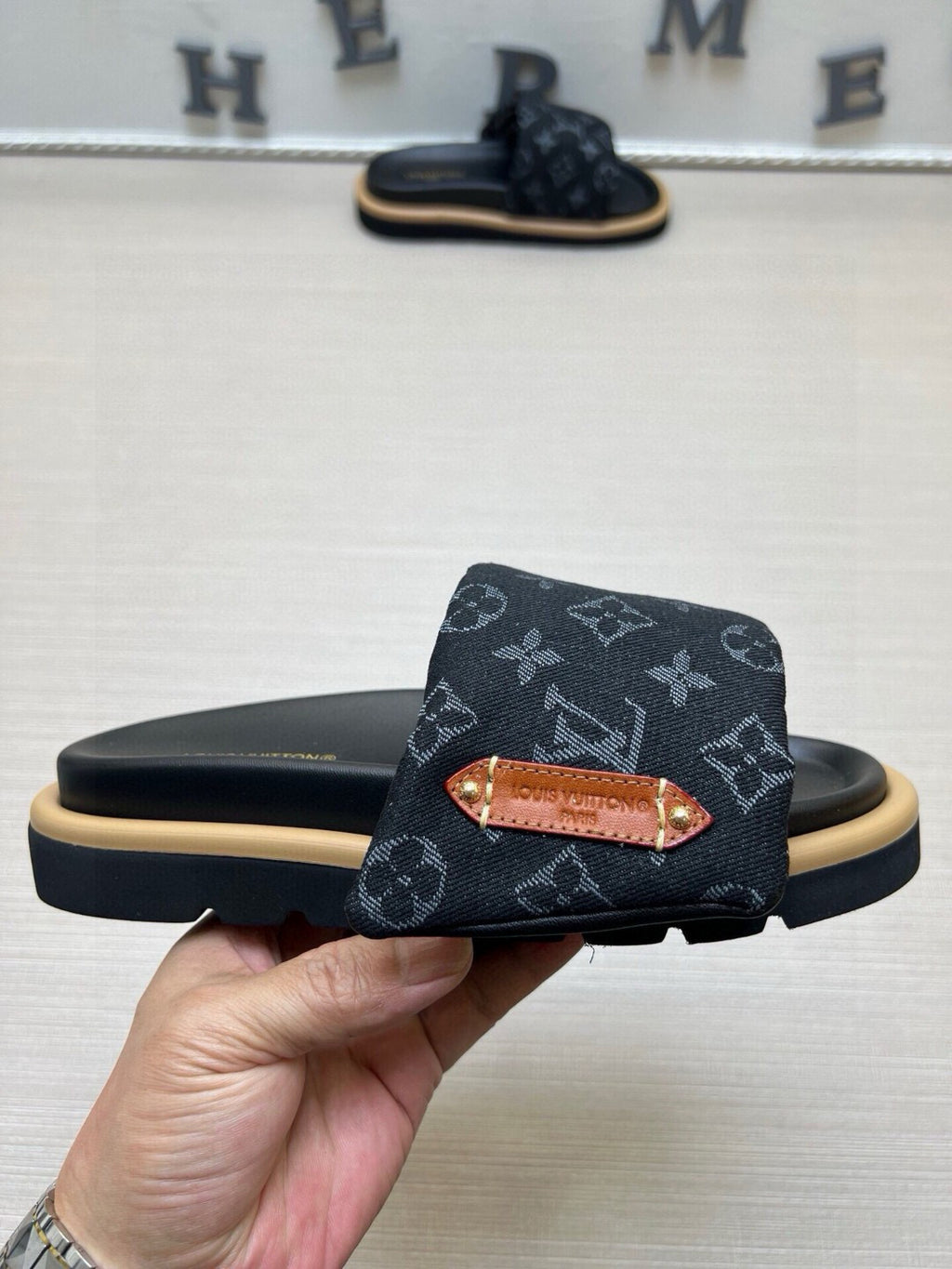 5QE8Z Popular Slippers