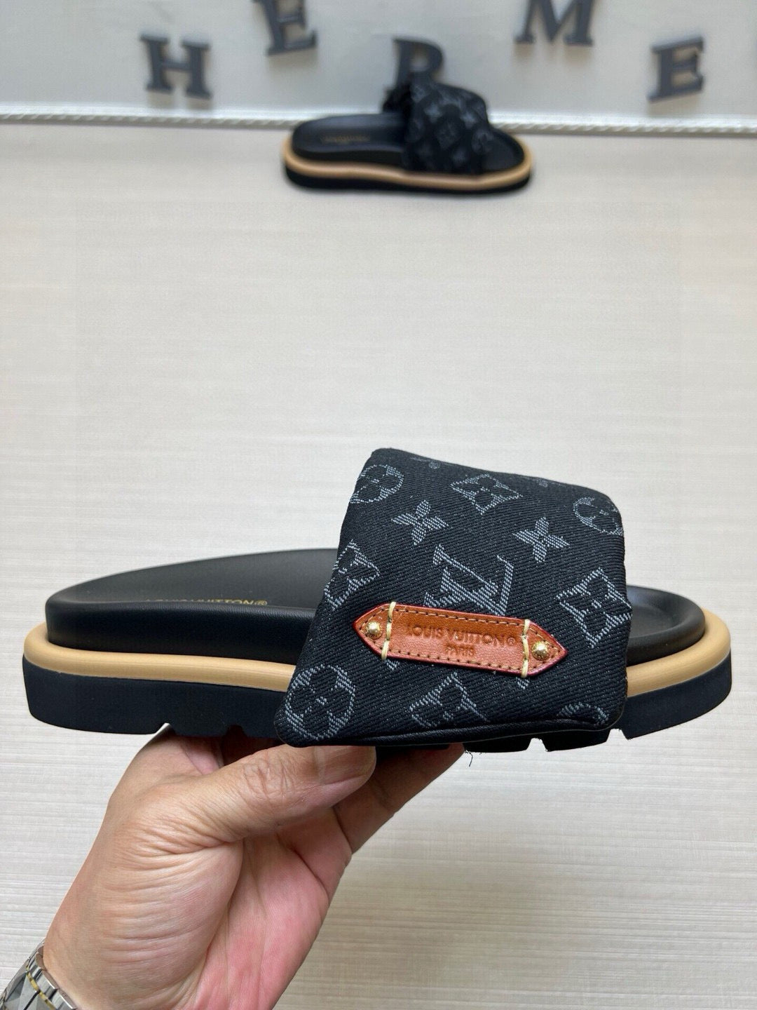 5QE8Z Popular Slippers