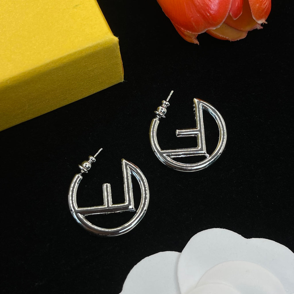 14F647E Popular  Earrings