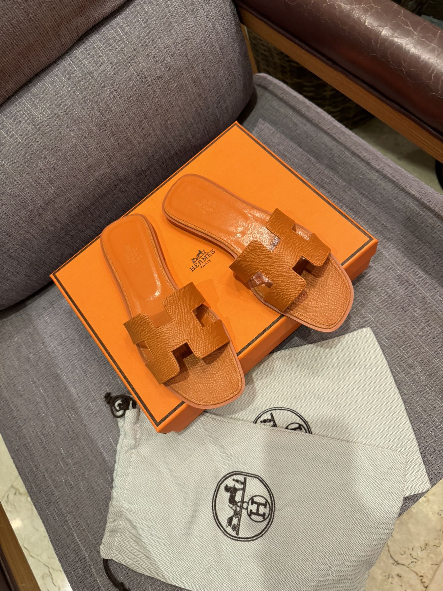 1ZH237Z Popular Slippers