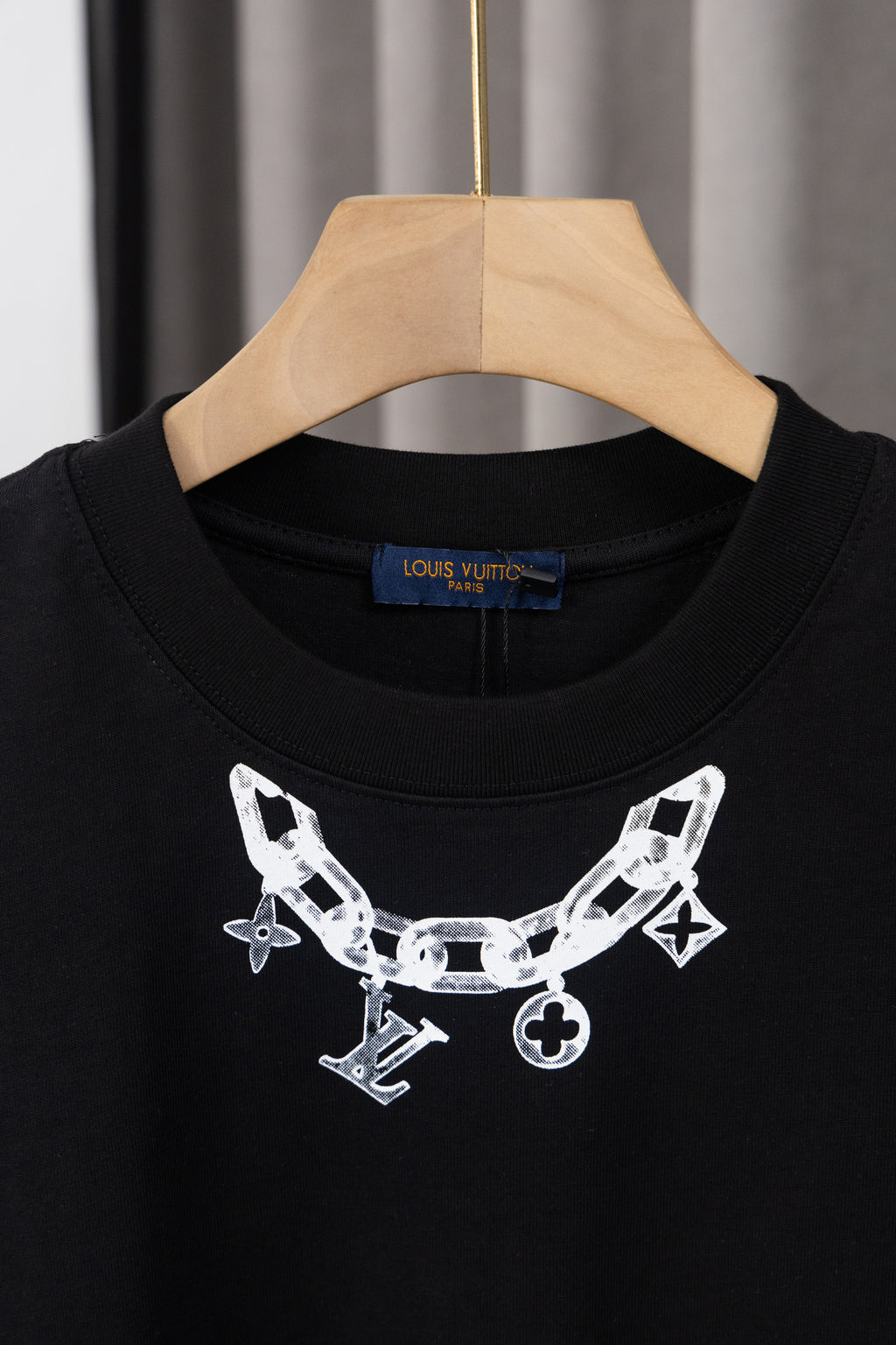 36PE137U Popular T-shirts