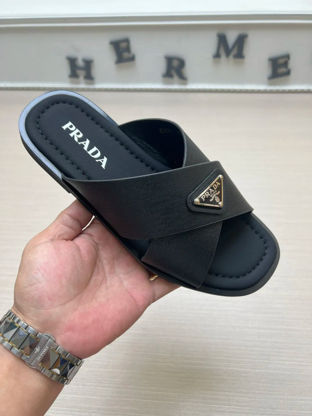 54PD71Z Popular slippers