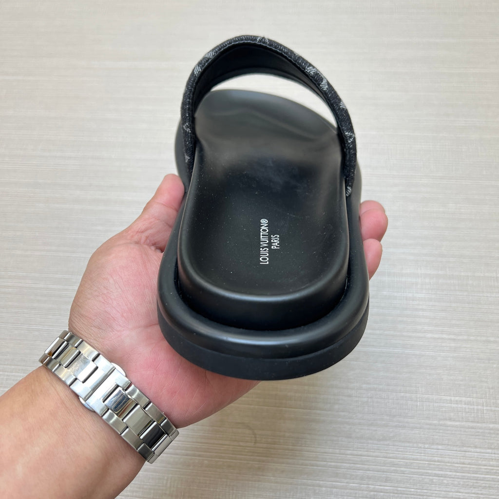 535ZE302Z Popular Slippers