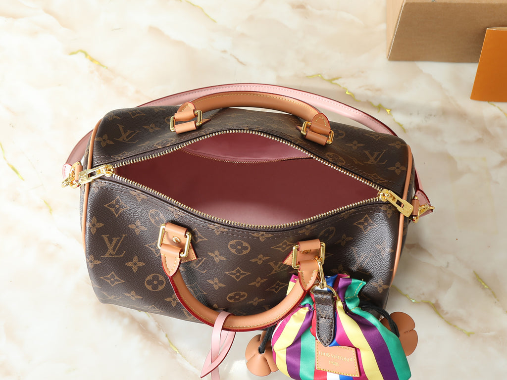 136PE23B Popular leather bag