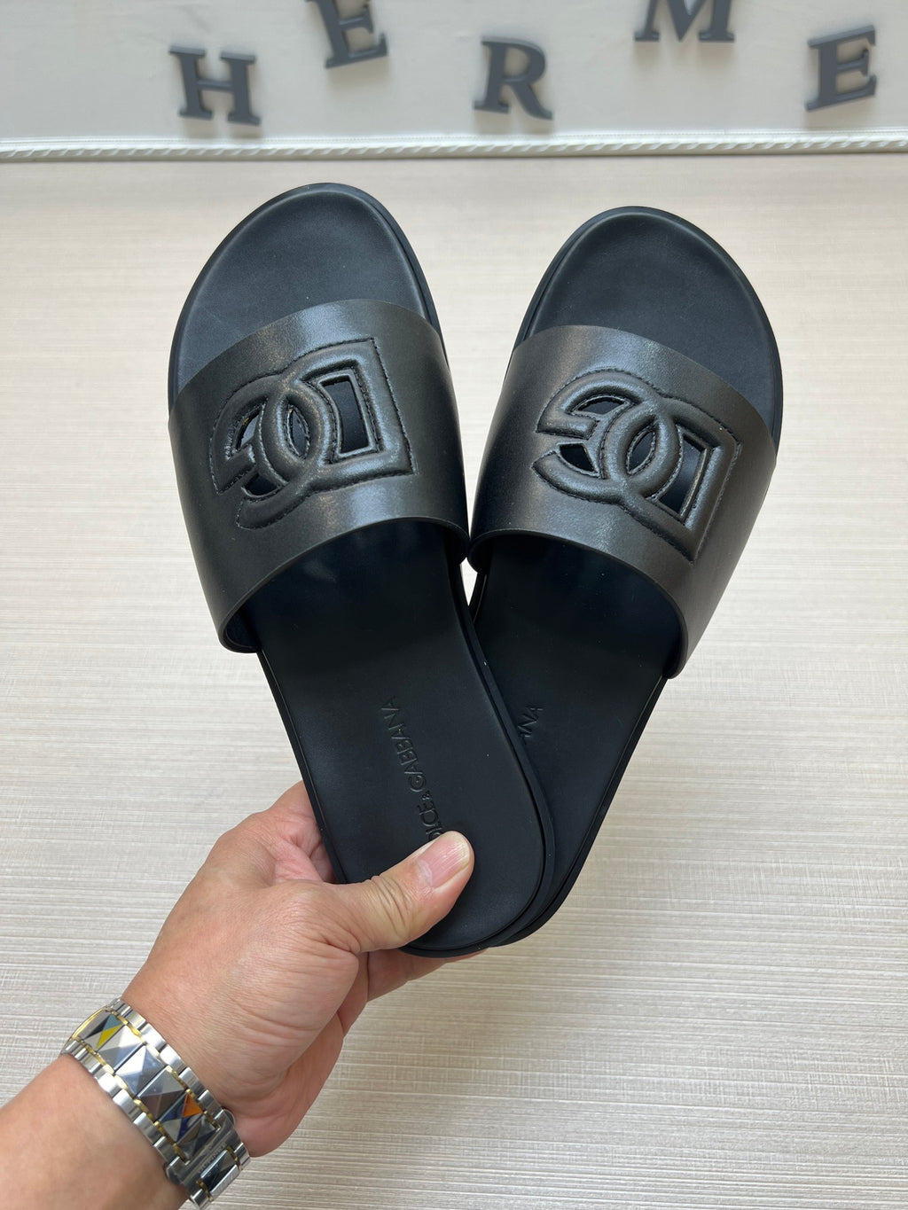 54A63Z Popular slippers