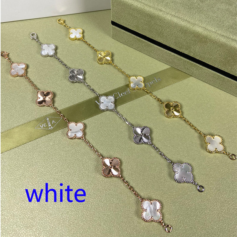 5XVA181K  Popular bracelets  5 flowers normal size1.5cm flower