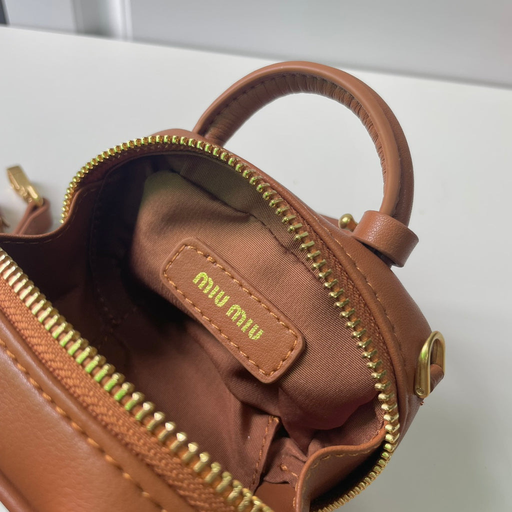 B1P46A164 Popular leather bags