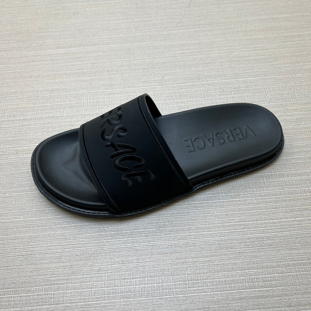 54V54Z Popular slippers