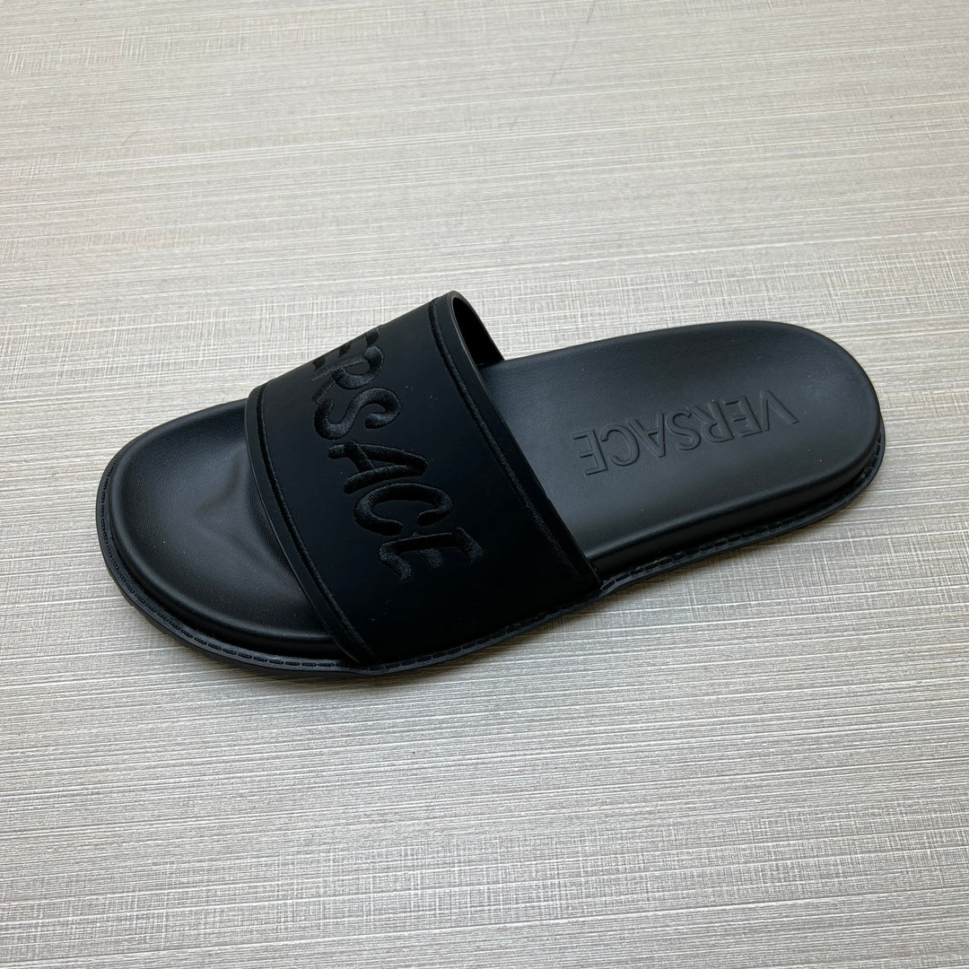 54V54Z Popular slippers