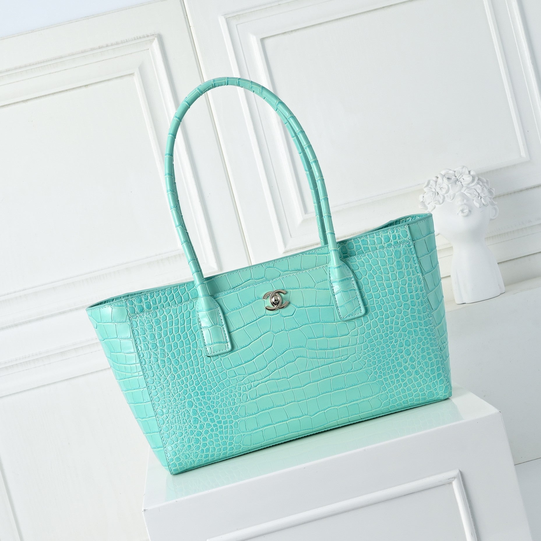 B1P46C178 Popular leather bag