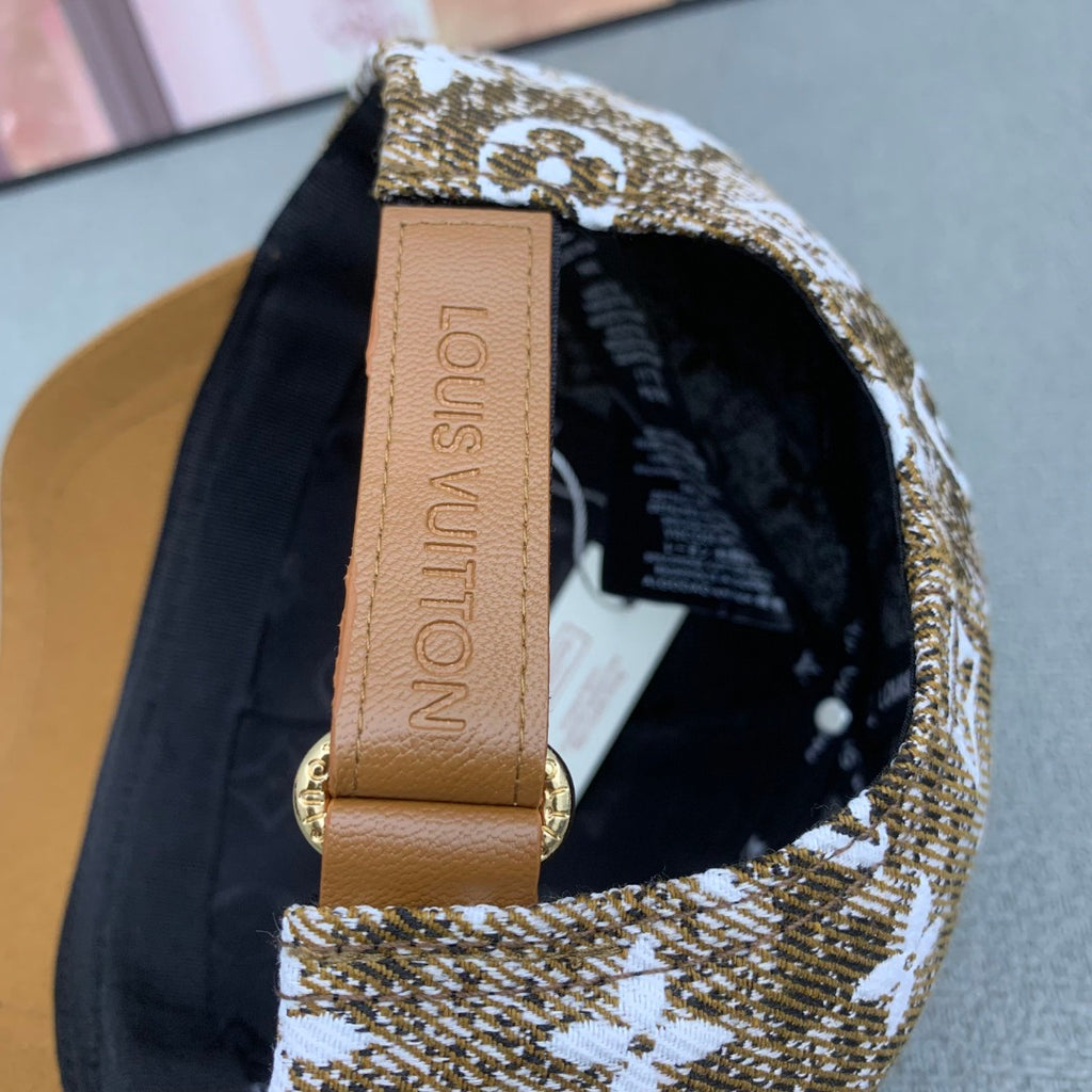 15QE18M Popular hats
