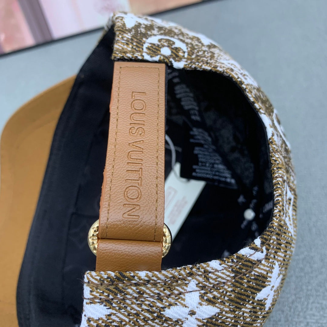 15QE18M Popular hats