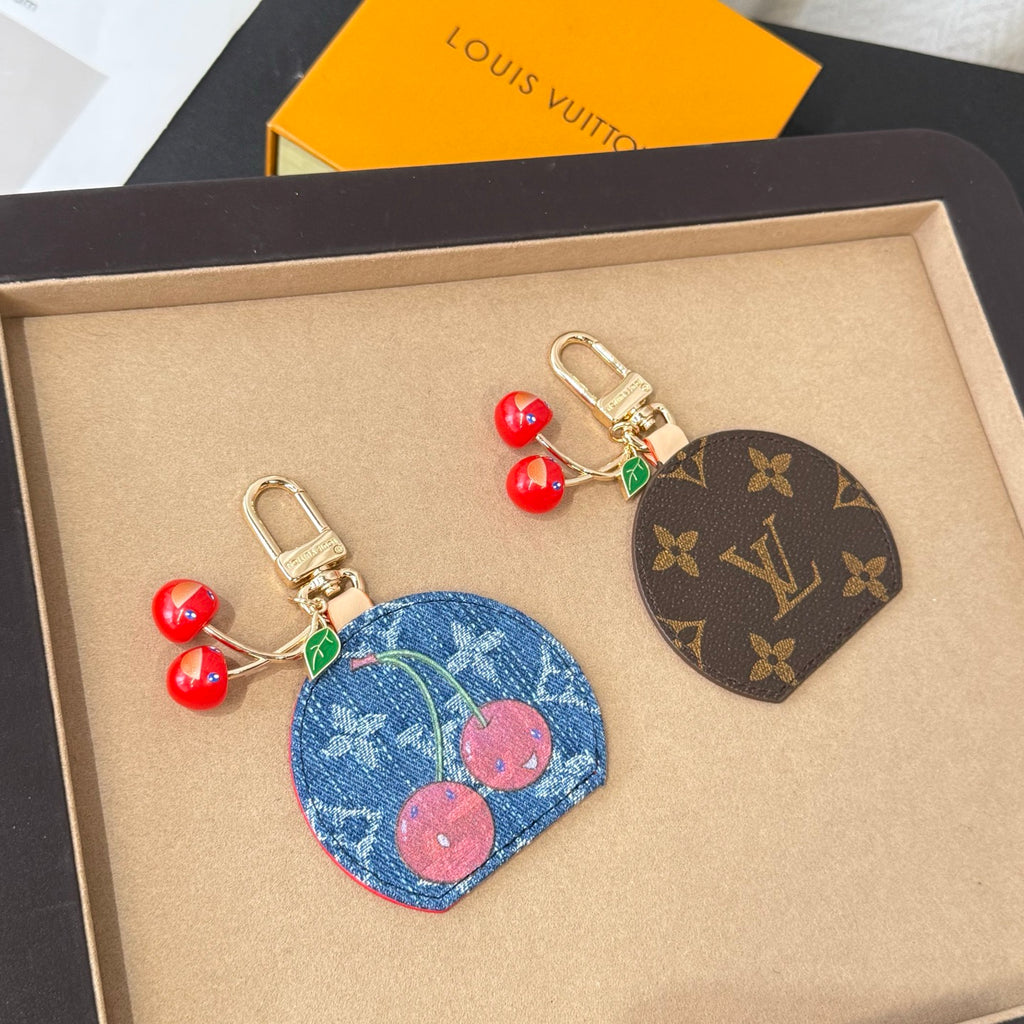 35QE32A Popular bag 's charms accessories