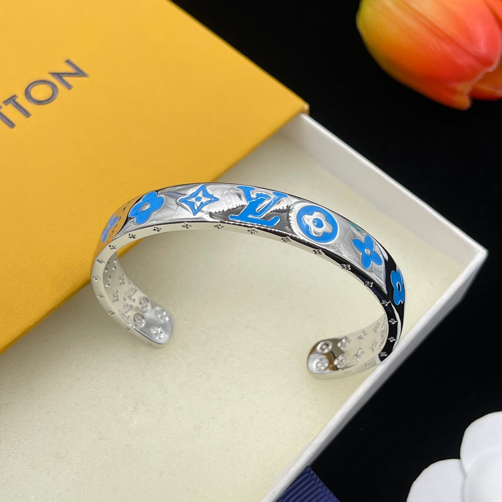 14E1054K  Popular Bracelets