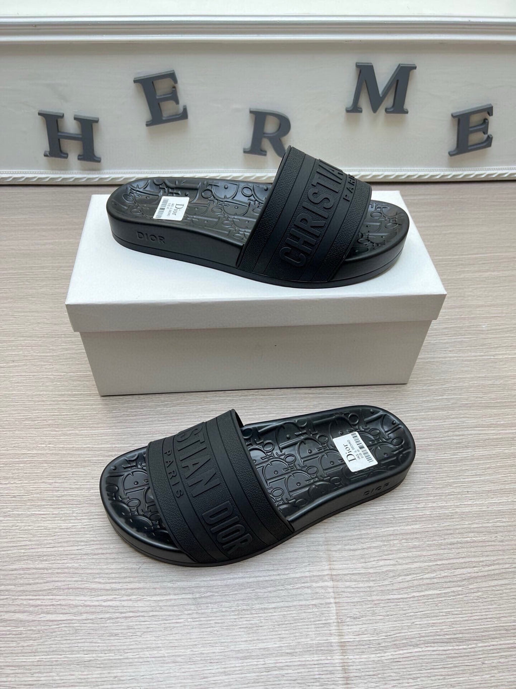 5LD212Z Popular Slippers