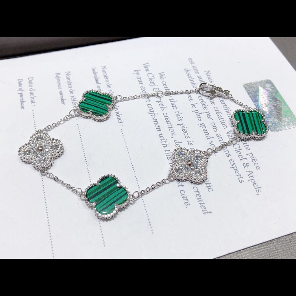 5XVA179K  Popular bracelets 5 flowers normal size1.5cm flower