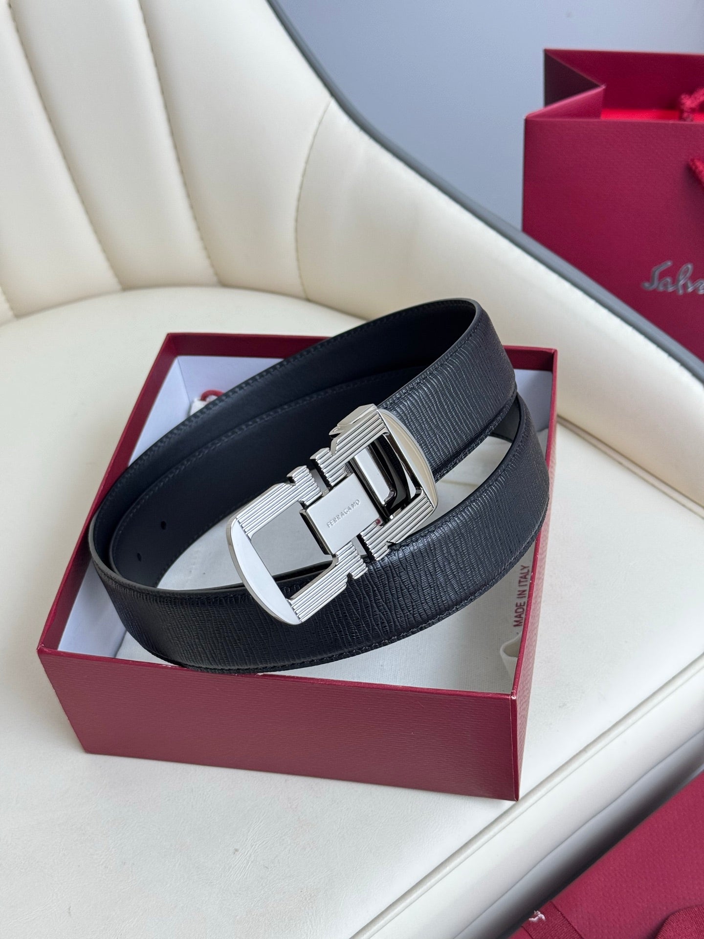 1115QA54P Popular High quality belt With full package