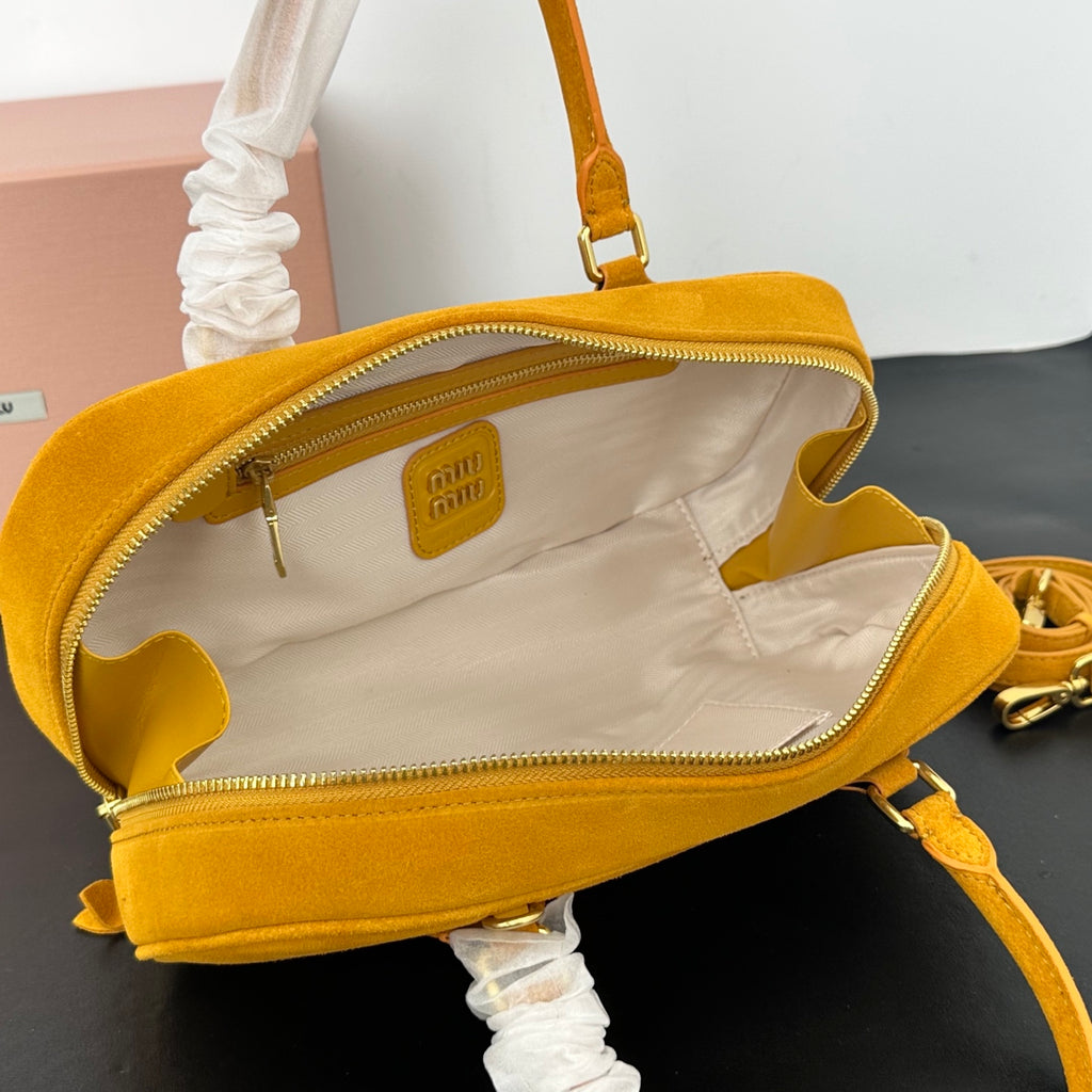 B1P46A153 Popular leather bags