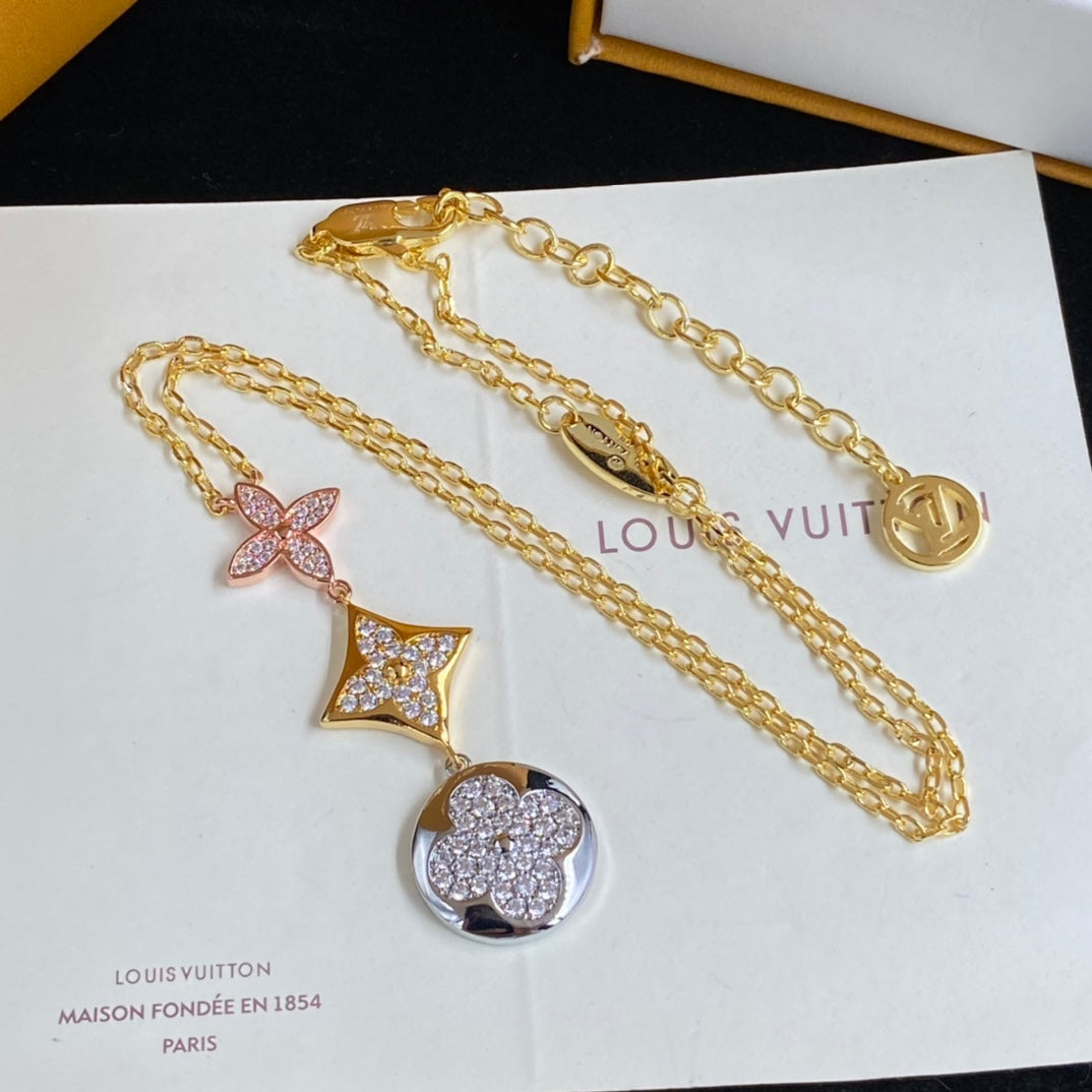14E962X  Popular   Necklaces