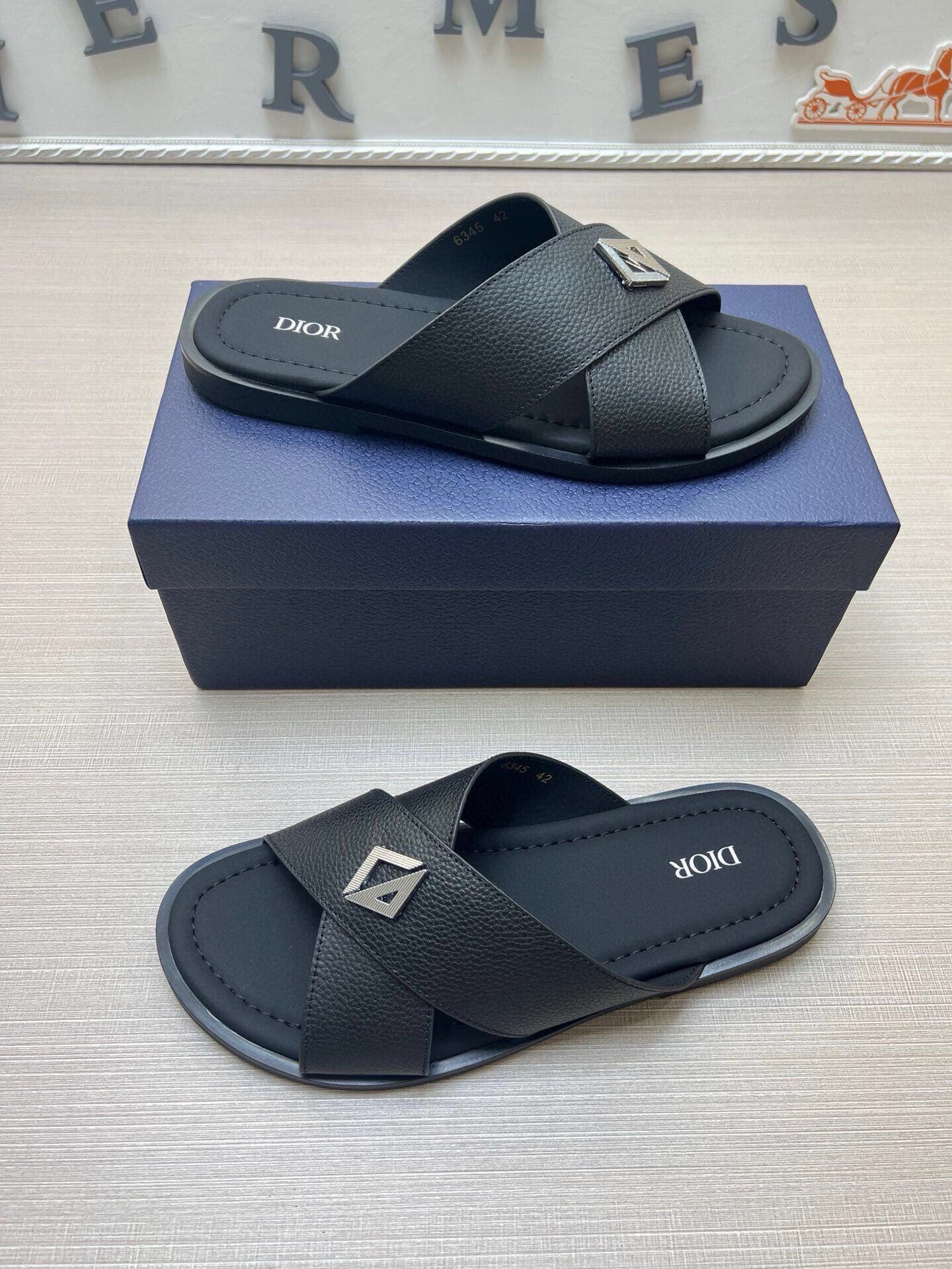 535ZD307Z Popular Slippers