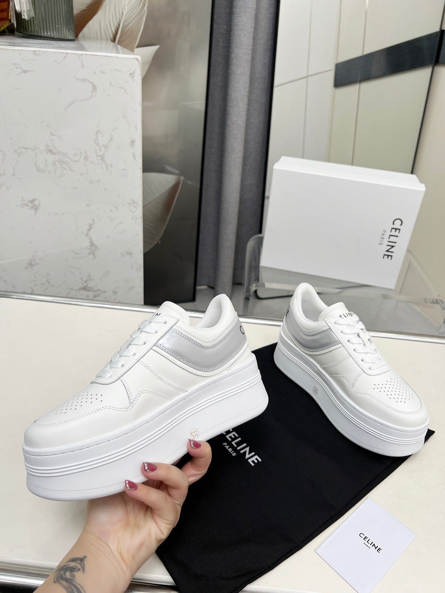 255QCL50Z Popular  leather shoes