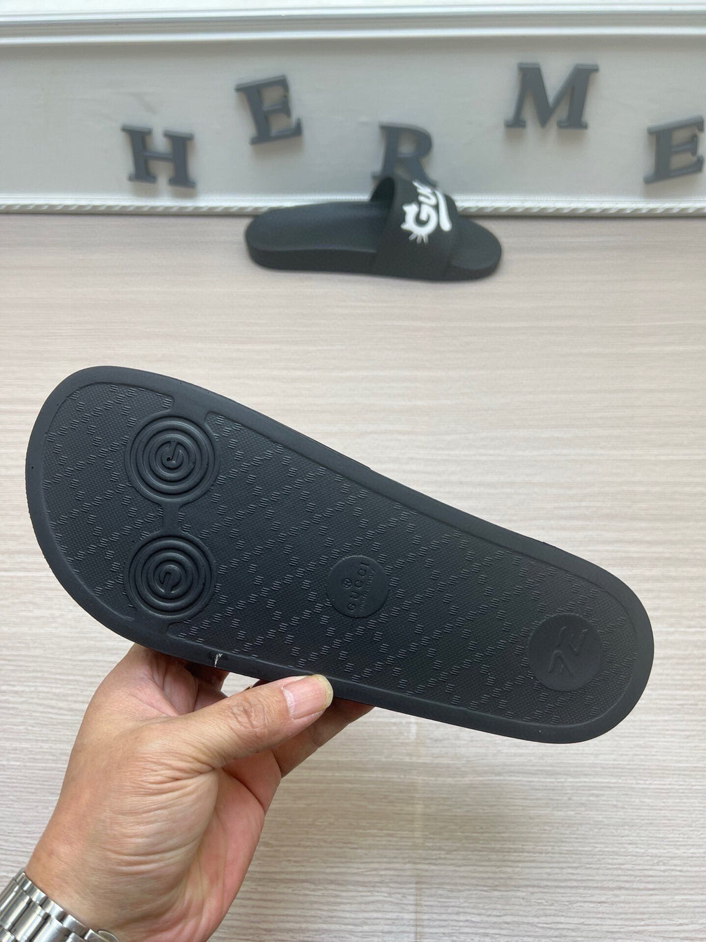 5LB220Z Popular Slippers