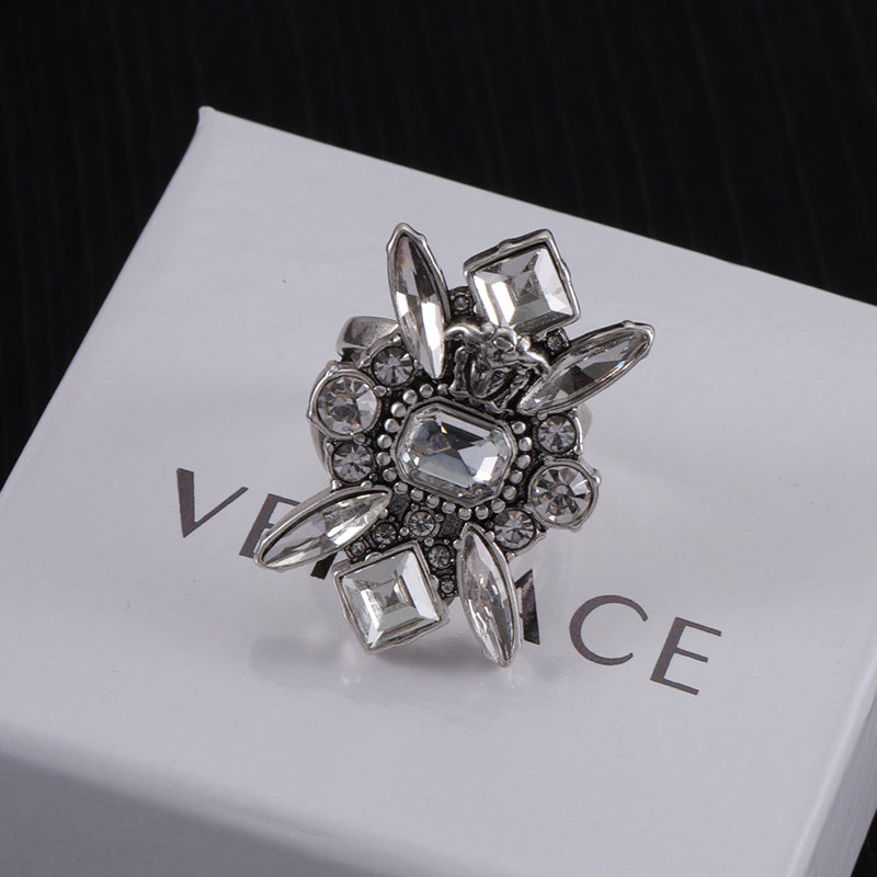 14V949J  Popular   Rings