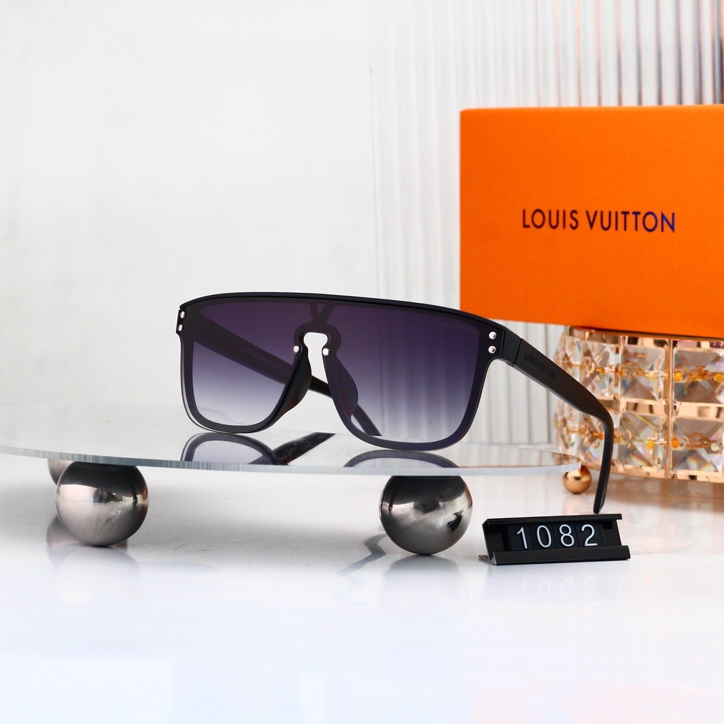 156PE3T Popular Sunglasses