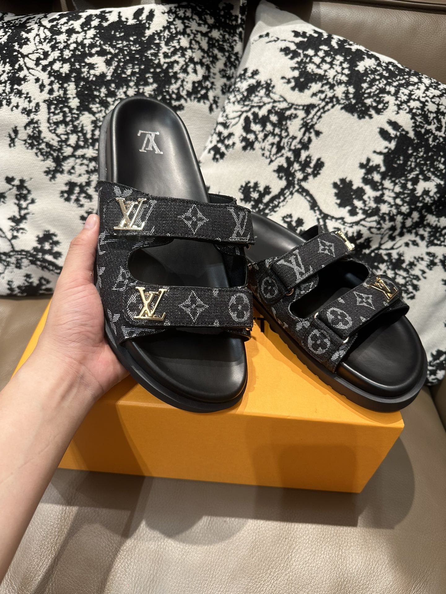 285ZE29Z  Popular leather Shoes