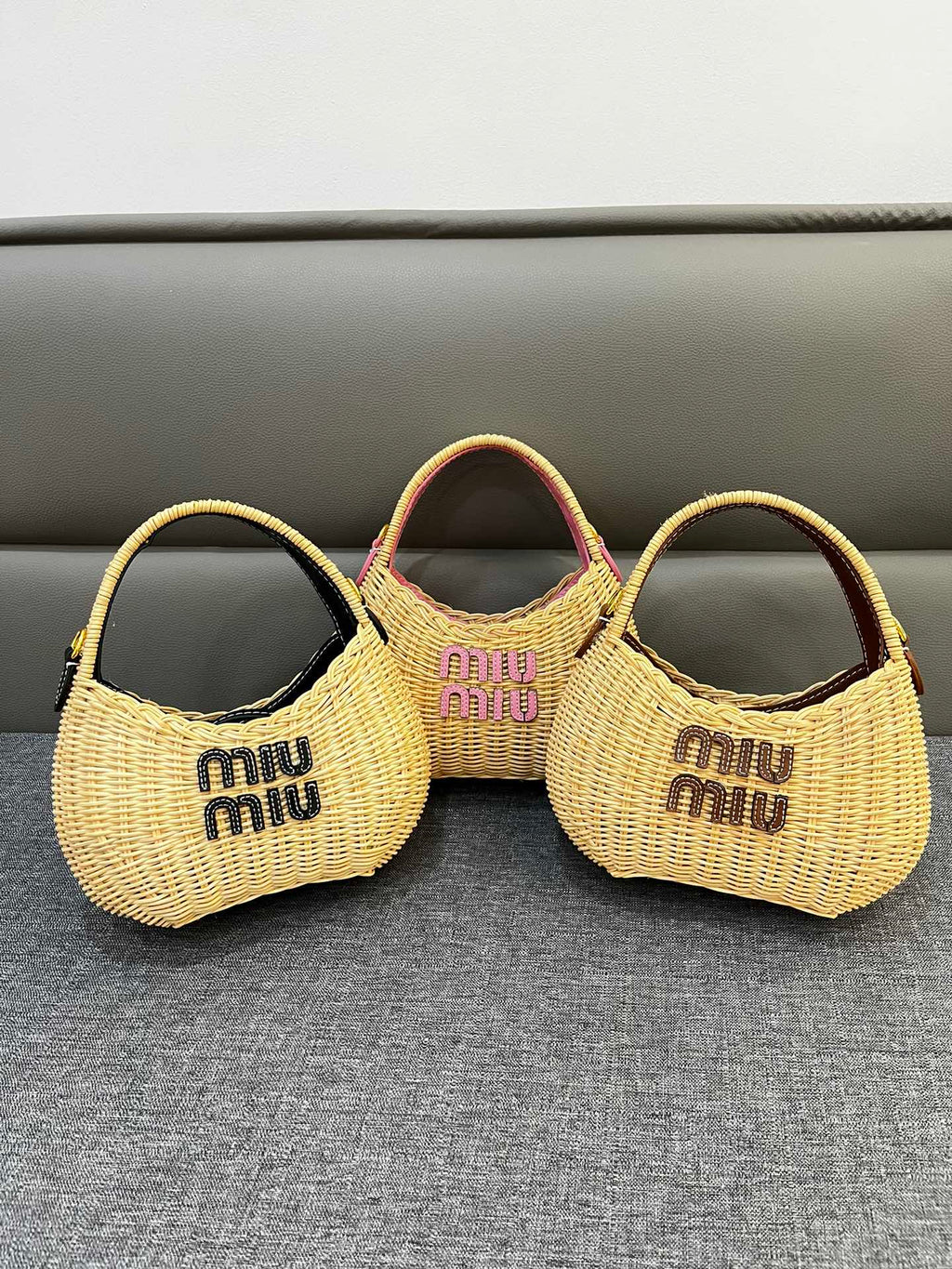 B1P46A119 Popular woven bag