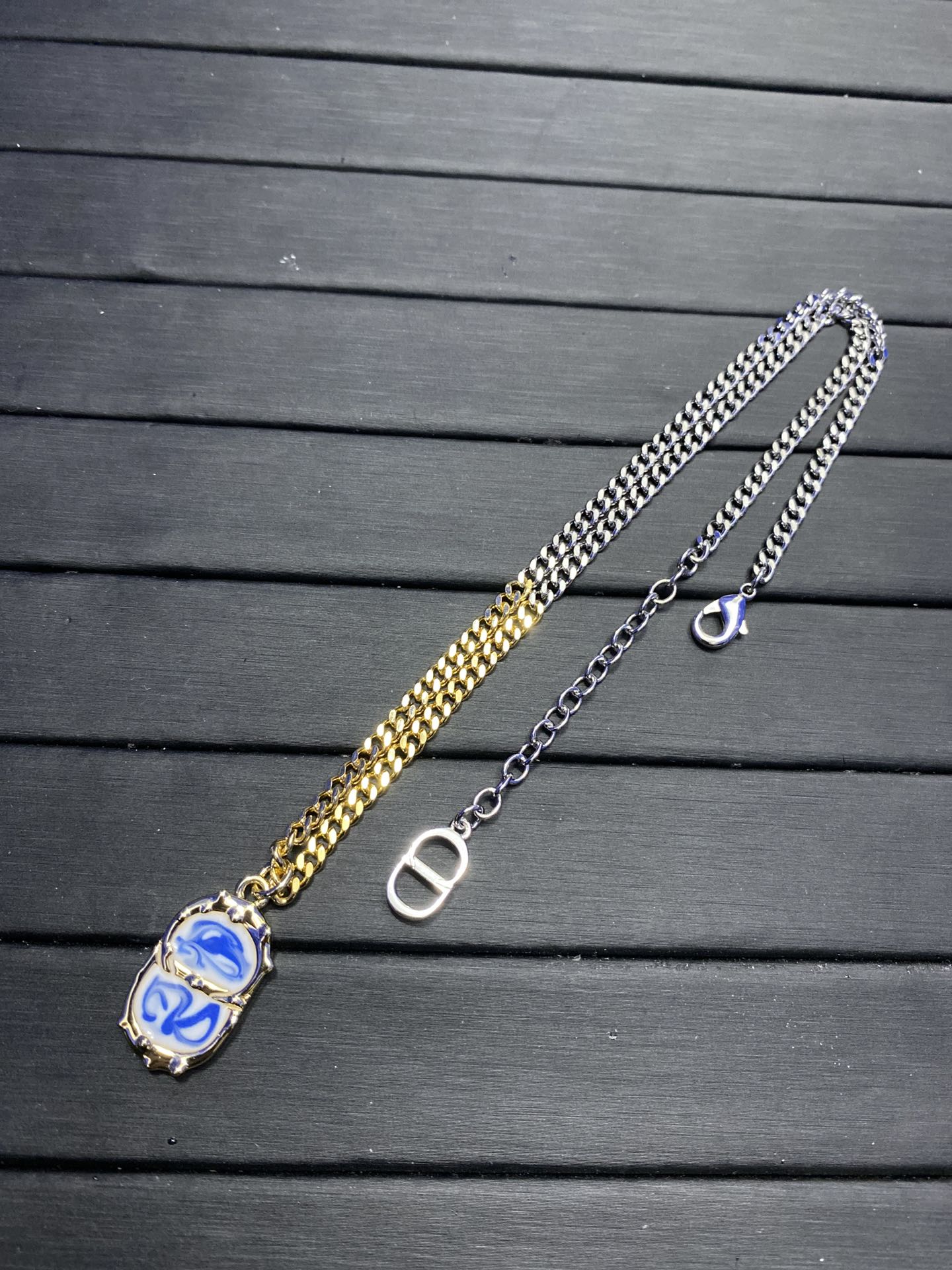 165ND8X Popular    Bracelets
