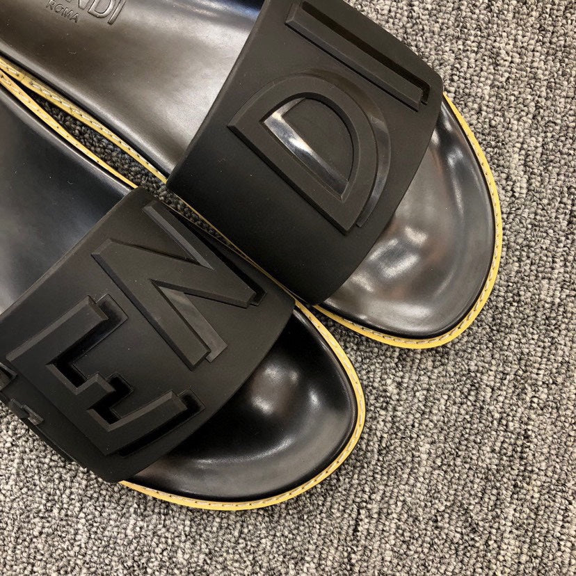 5XF106Z Popular Slippers