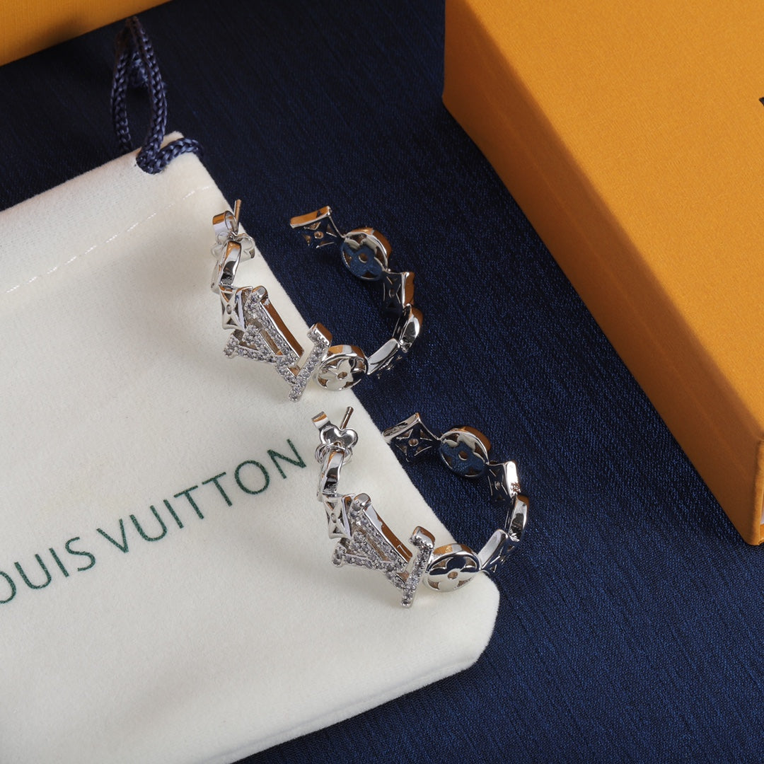 14E244E Popular Earrings