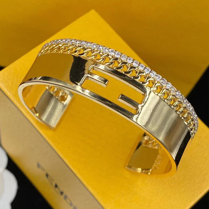 1F196K  Popular Bracelets