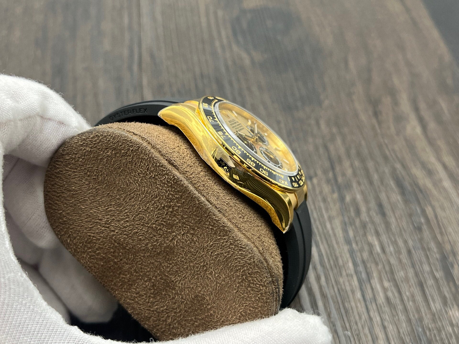 136RL18L Popular Watches