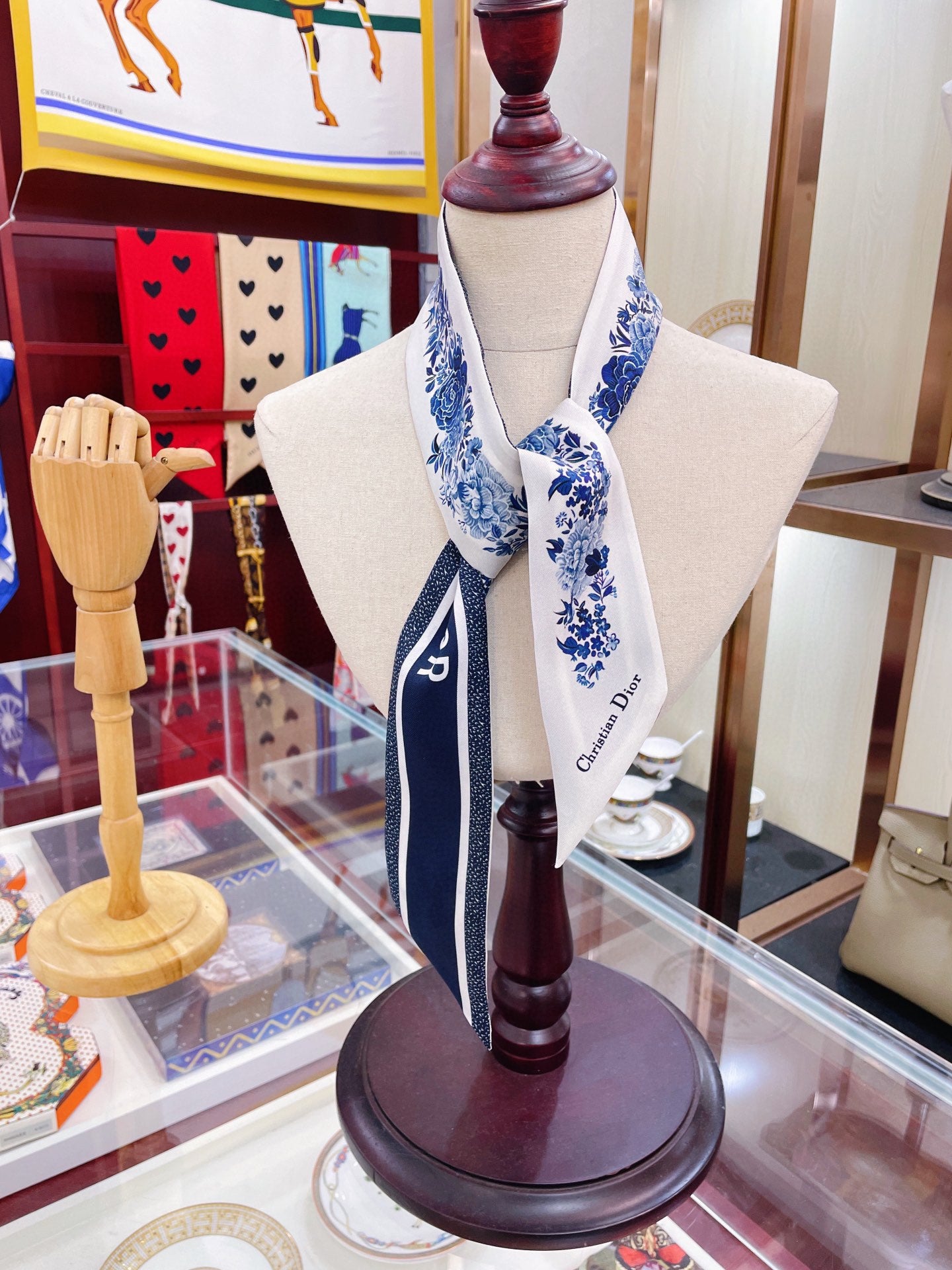 146ND45W Popular Silk Scarve
