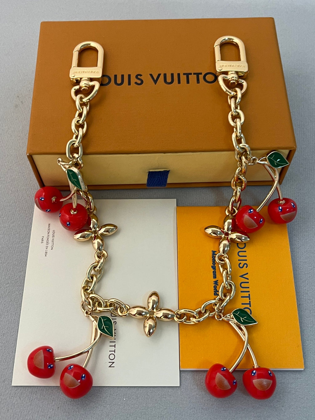 375NE3A  Popular Keychains