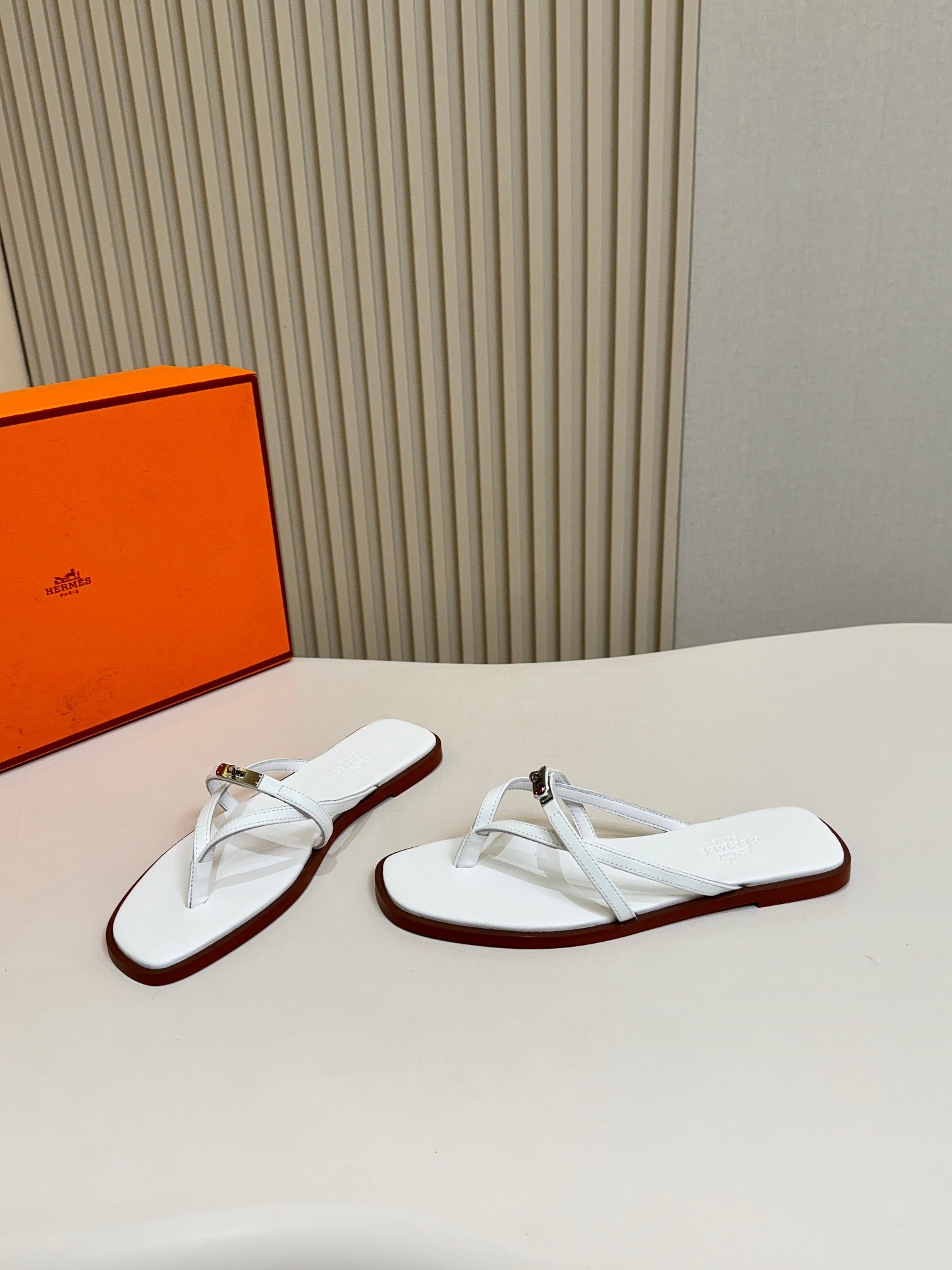 Z2X66H6 Popular high-quality leather Shoes