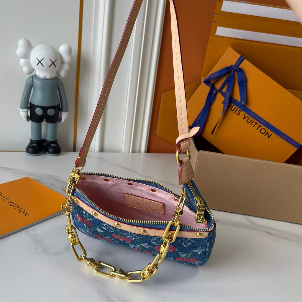 165NE119B Popular   Cowboy bag