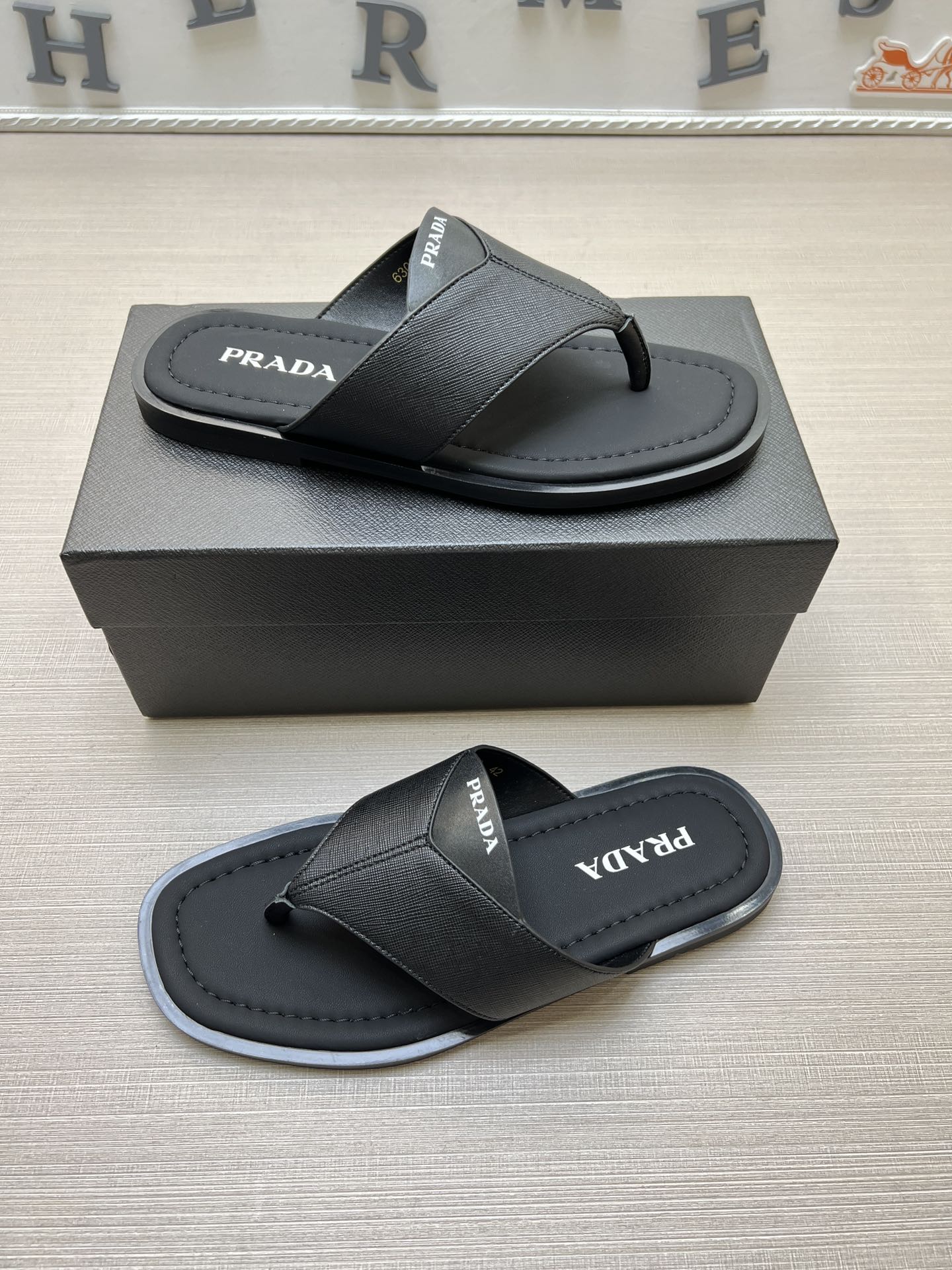 54PD72Z Popular slippers