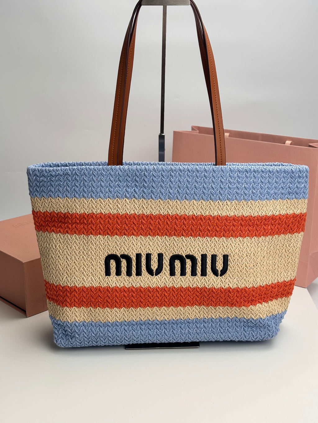 1XA78B Popular    Woven Bag