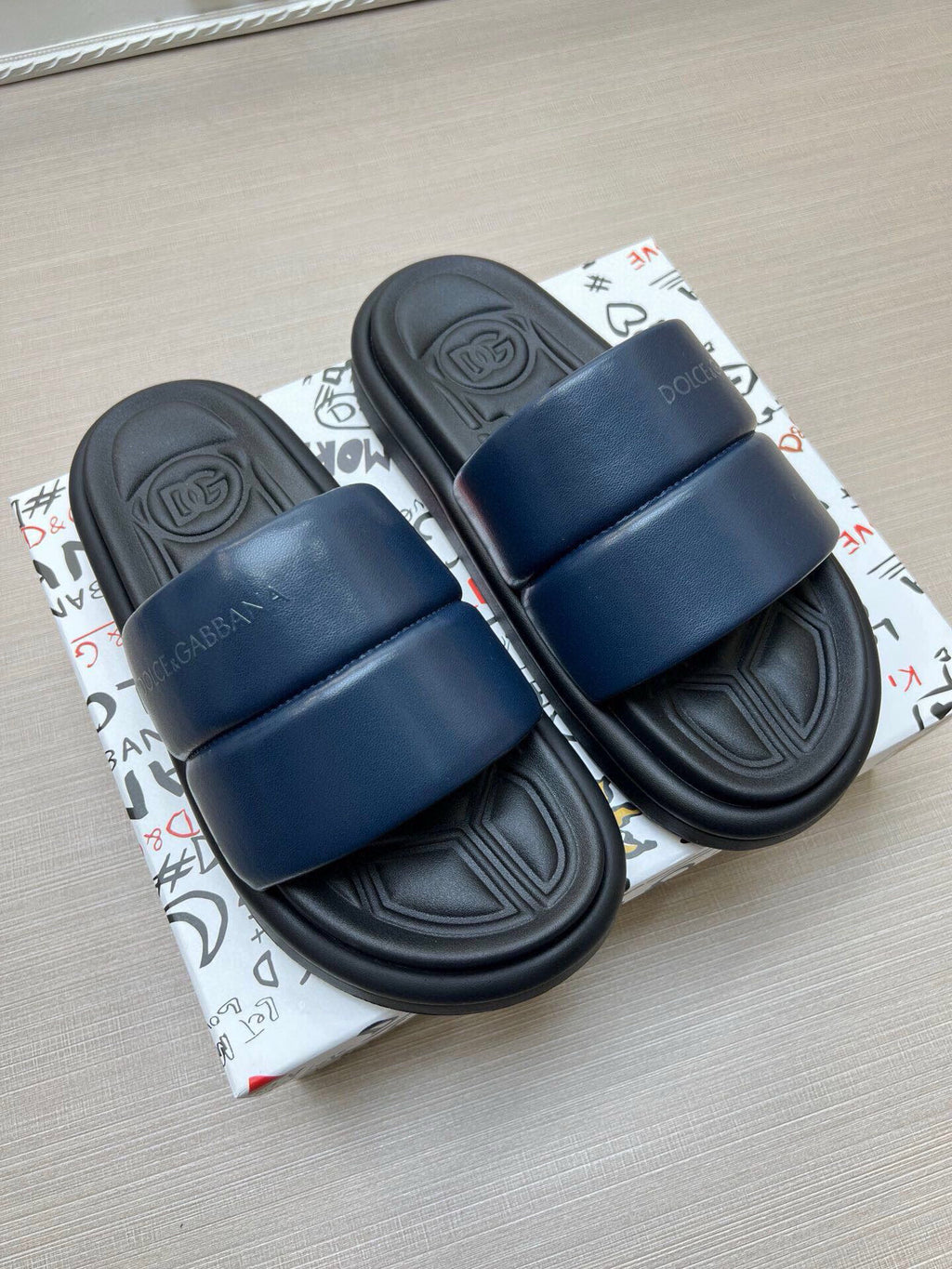 535ZA269Z Popular Slippers