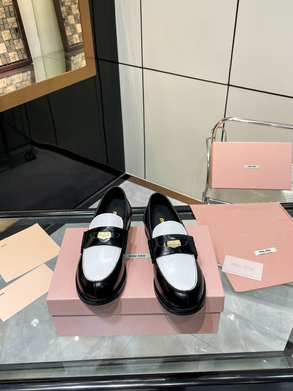 Z2P36A49 Popular high-quality leather Shoes