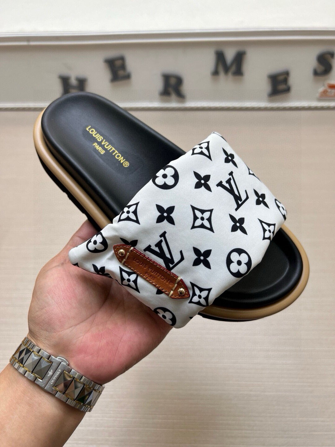 5QE9Z Popular Slippers