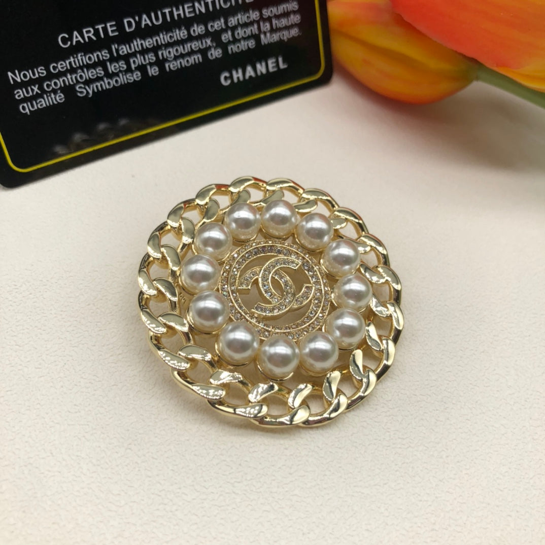 14C873X   Popular Brooch