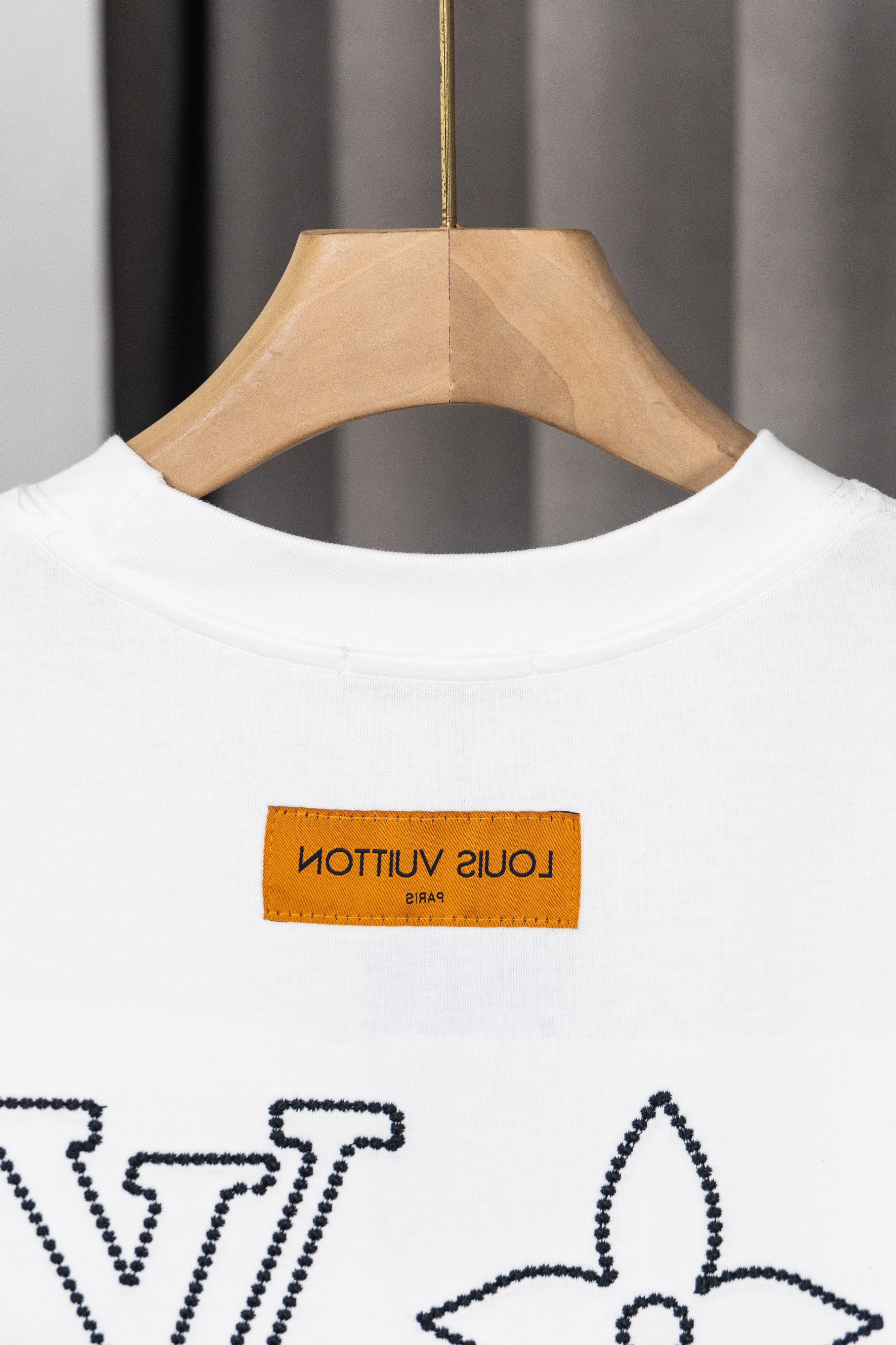 36PE125U Popular T-shirts