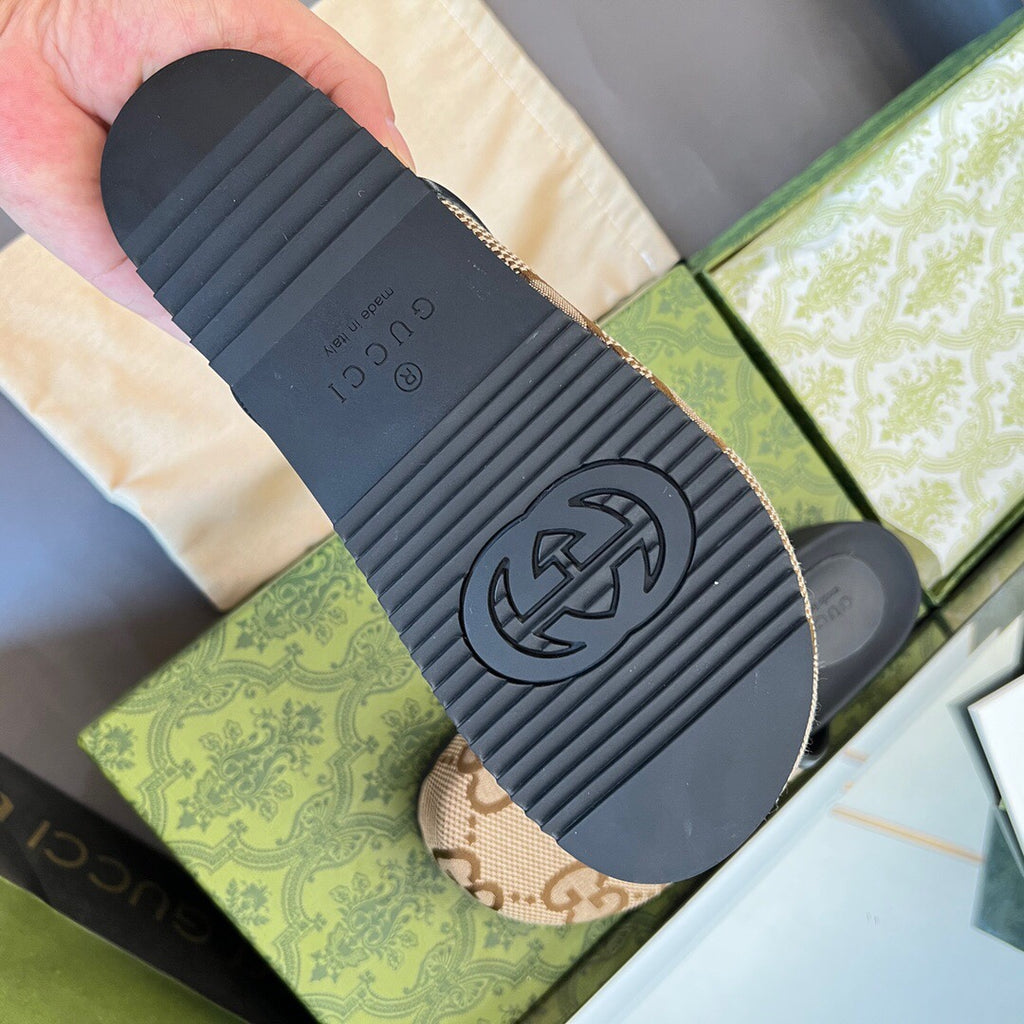 2YB26Z Popular Slippers