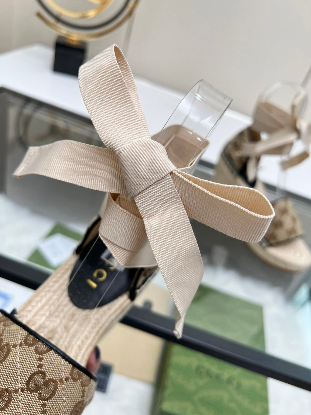 Z2X66B37 Popular High heels