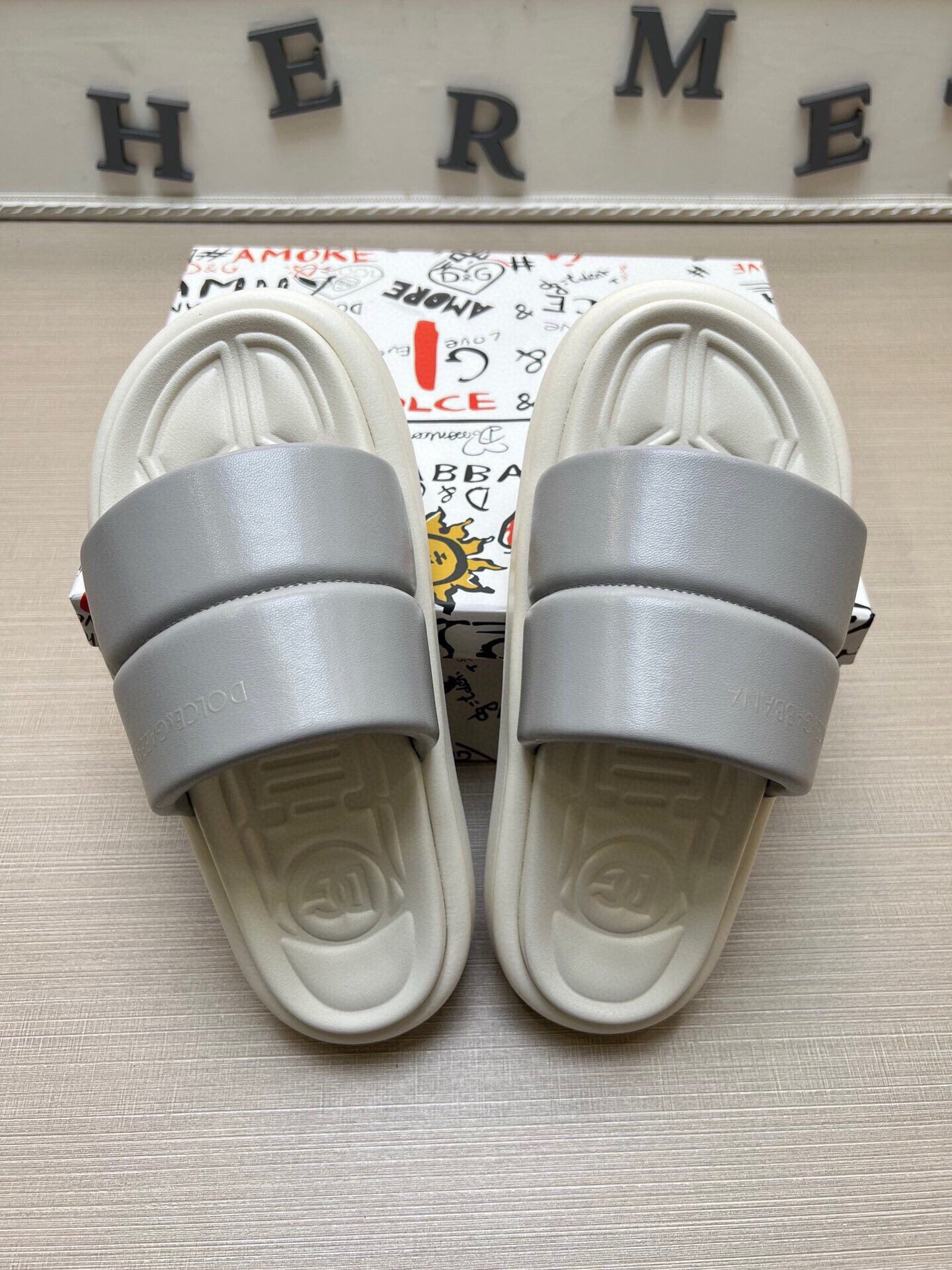 535ZA269Z Popular Slippers