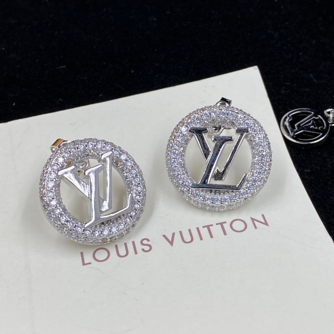 14E556X  Popular     Earrings Bracelets Necklaces